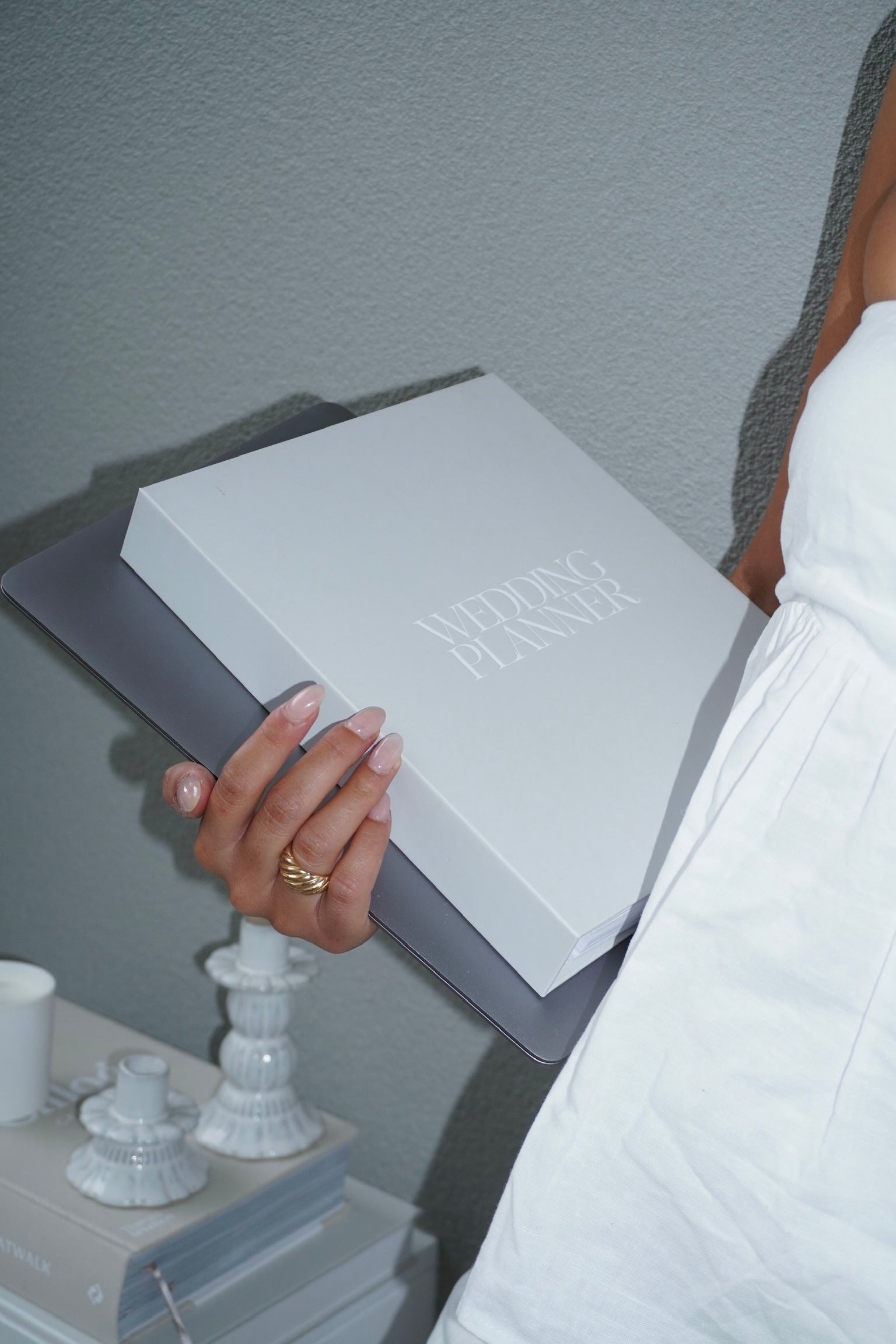 Holding_planner.jpg